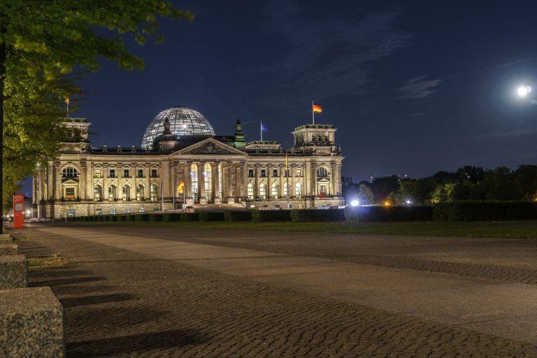 Aktuelle Stunde im Bundestag zur mangelhaften Transparenz von politischer Einflussnahme