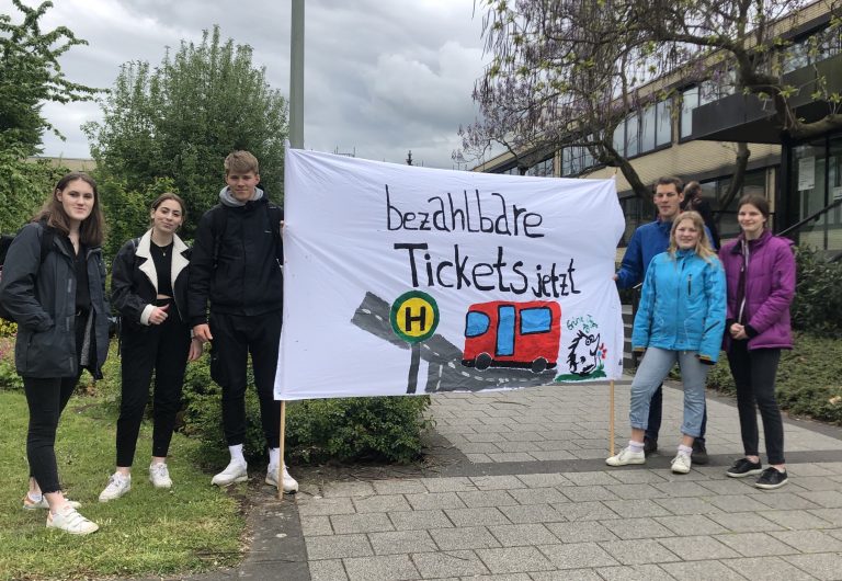 Grüne Jugend fordert Schüler*Innen Tarife- CDU versteht Anliegen nicht