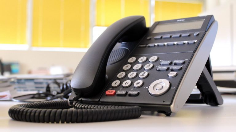 Grüne Fraktion fordert ein Bürgertelefon – Antrag für den Rat