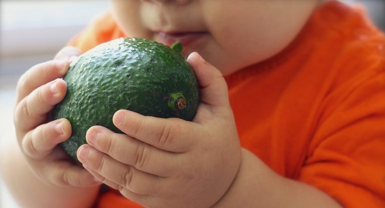 Koalition unterstützt junge Familien: mehr Stellen für Frühstückstreff Baby & Ko