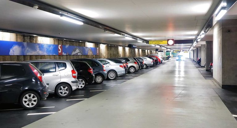 Grüne wollen Ausbau des Parkhauses Rolandsweg prüfen lassen