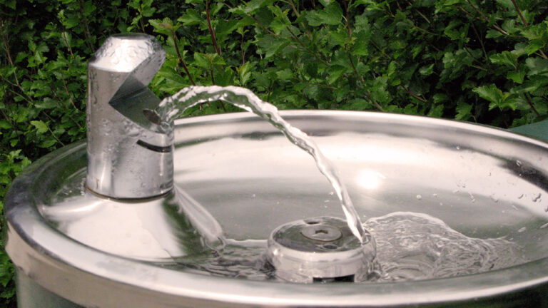 Grüne beantragen erneut die Einrichtung von Trinkwasserbrunnen