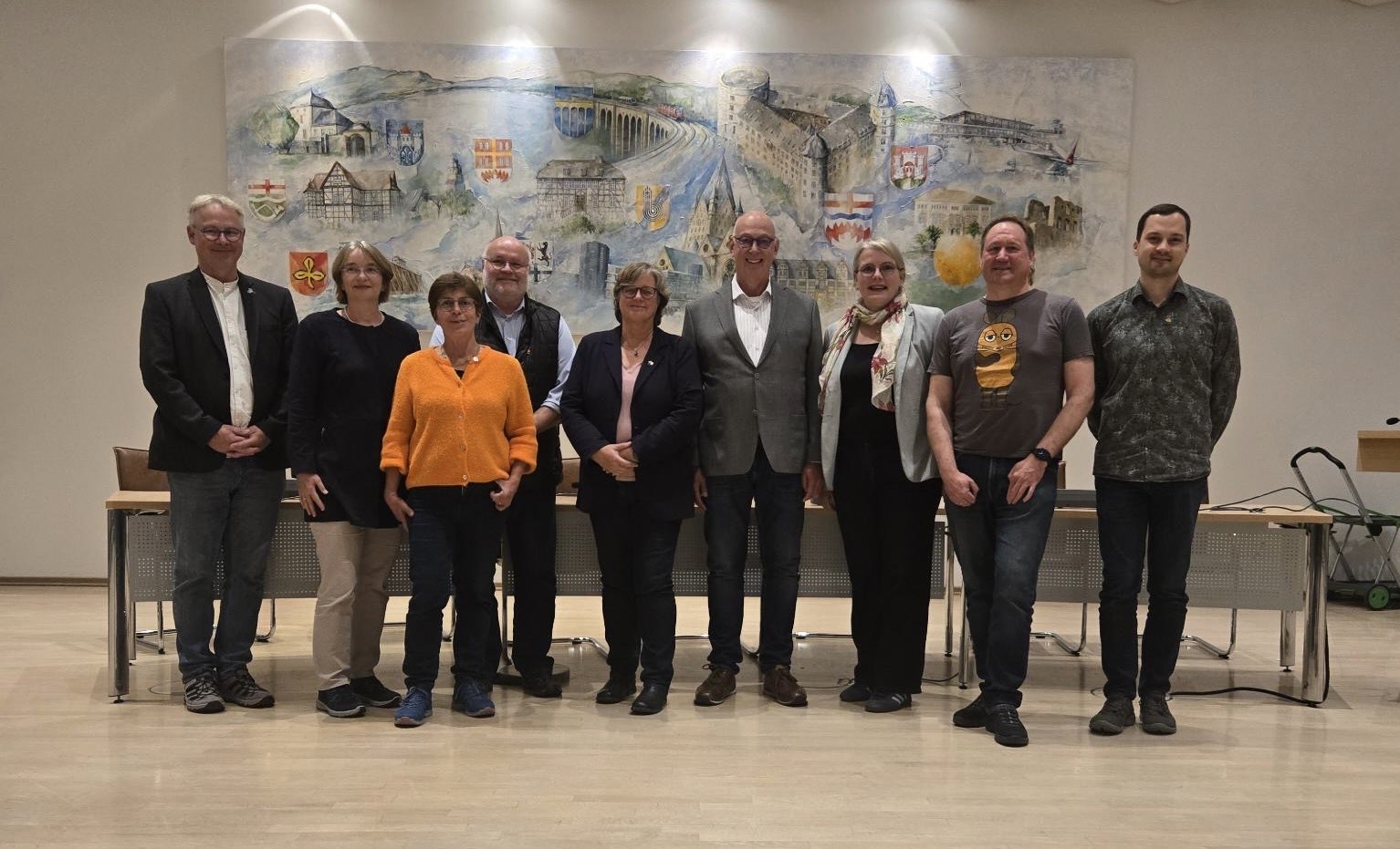 Letztes Gruppenbild der Kreistagsfraktion 2020-2025 zur Verabschiedung von Markus Müller und Werner Jülke