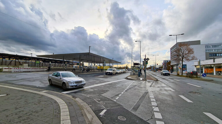 Grüne verwundert: CDU gefährdet die Förderung der Neugestaltung des Bahnhofsumfelds von fast 2 Millionen Euro